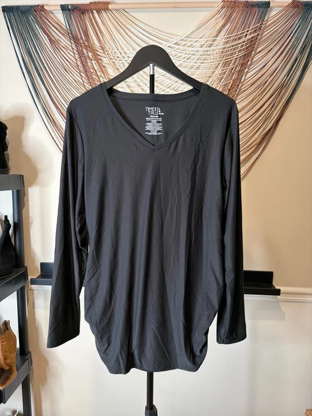 3 for $9 Time and tru black, long sleeve maternity T-shirt L EUC 3036
